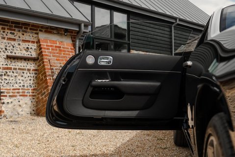 Rolls-Royce Wraith 6.6 V12 Auto Euro 6 2dr 18