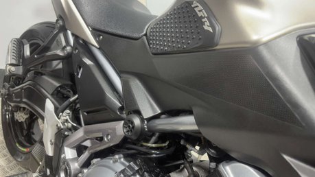 Kawasaki Z650 2017 29K NEW MOT SERVICED A2 BIKE 650CC NAKED TWIN SPORTS EXHAUST 43