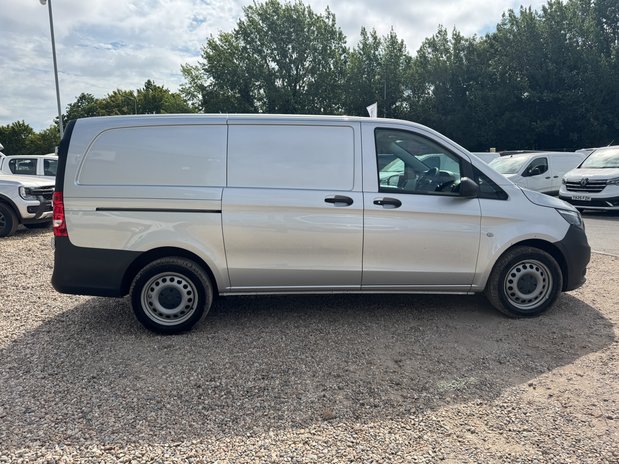 Mercedes-Benz Vito AUTO LWB L2H1 Low Roof Progressive 114 Camera EURO 6 5