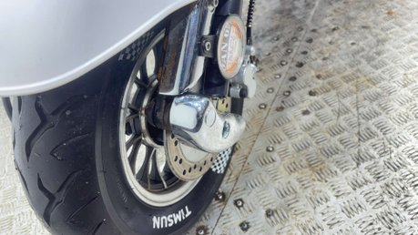 Artisan Ev ELECTRIC SCOOTER ESCOOTER 2018 3K WORKING ORDER RIDE AT 16 50CC 10
