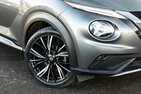 Nissan Juke DIG-T TEKNA PLUS DCT 11