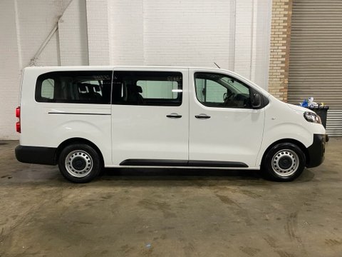 Vauxhall Vivaro Life COMBI L 3