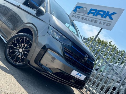 Volkswagen Transporter 2.0 TDI T28 Commerce Plus Panel Van 5dr Diesel Manual FWD SWB Euro 6 (s/s) 11