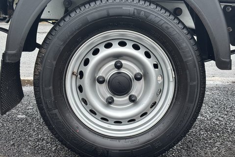 Ford Transit 350 Srw L2 Premium 130 ps Single Cab Dropside Truck - Automatic - Air Con 33