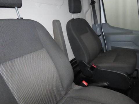 Ford Transit 2.0 350 EcoBlue FWD L2 H3 Euro 6 5dr 5