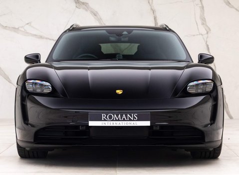 Porsche Taycan 4 CROSS TURISMO 22