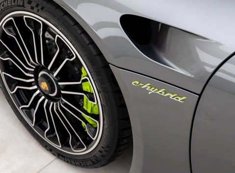 Porsche 918 Spyder 25