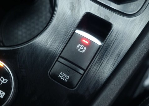 Nissan X-Trail 1.5 X-Trail N-Connecta E-4orce A 4WD 5dr 36