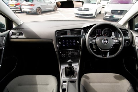 Volkswagen Golf MATCH TSI 3