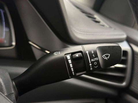 Hyundai IONIQ 38.3kWh Premium SE Auto 5dr 96