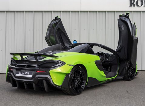 McLaren 600 Spider 8