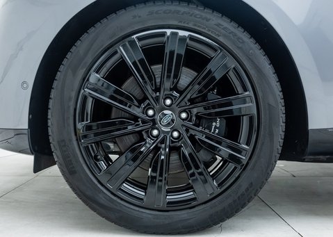 Land Rover Range Rover P530 Autobiography 