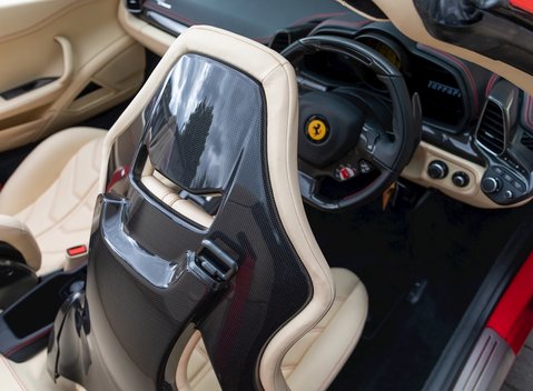 Ferrari 458 Spider 15