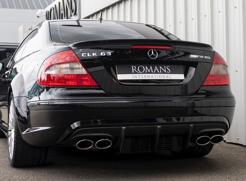 Mercedes-Benz CLK AMG Black Series 23