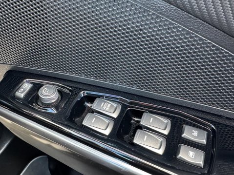 SsangYong Tivoli 1.5P Ultimate Auto Euro 6 (s/s) 5dr 30