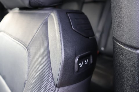 Land Rover Defender 90 X-DYNAMIC SE MHEV styled By seeker Huge spec Price match offer  23