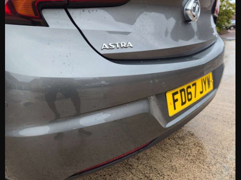 Vauxhall Astra 1.4 Astra SRi T 5dr 21
