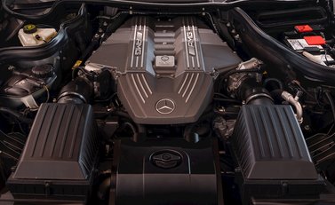 Mercedes-Benz SLS AMG 16