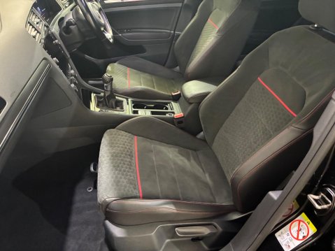 Volkswagen Golf 2.0 TSI GTI Euro 6 (s/s) 5dr 48