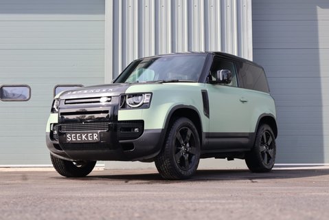 Land Rover Defender 90 75TH LIMITED EDITION SUPER LOW MILES MATT PPF WRAP  1
