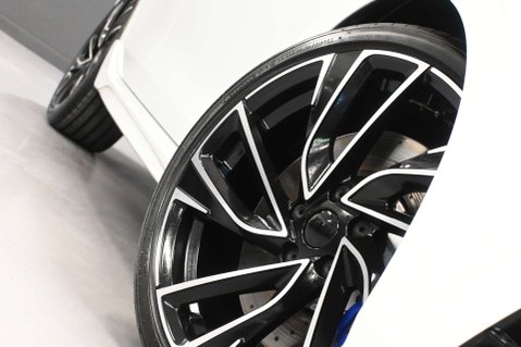 Volkswagen Golf 2.0 Golf R TSi 4Motion Semi-Auto 4WD 5dr 22