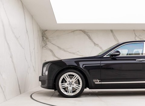 Bentley Mulsanne V8 26