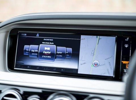 Mercedes-Benz M Class S600 36