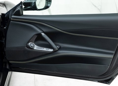 Ferrari 812 Superfast 19