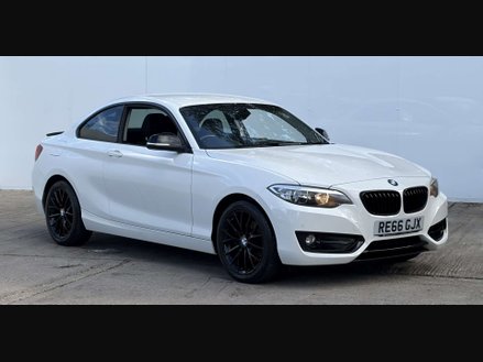 BMW 2 Series 2.0 220i Sport 2dr