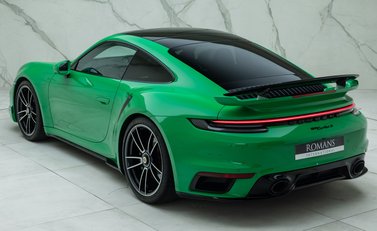 Porsche 911 Turbo S (992) 12