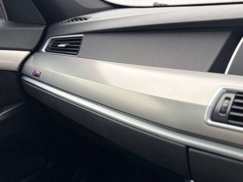 BMW 5 Series 2.0 520d M Sport Auto 5dr 71