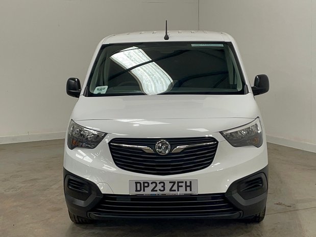 Vauxhall Combo VAUXHALL COMBO CARGO 2300 1.5 Turbo D 100ps L2H1 Prime Van 2