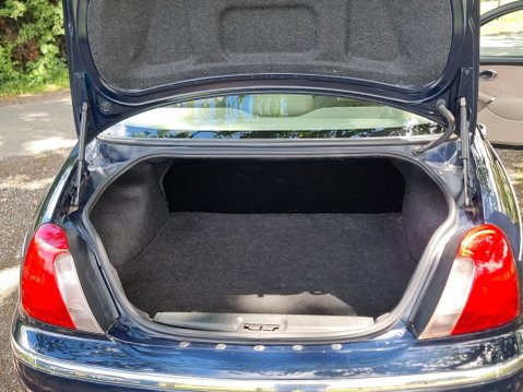 Rover 75 CONNOISSEUR V6 30