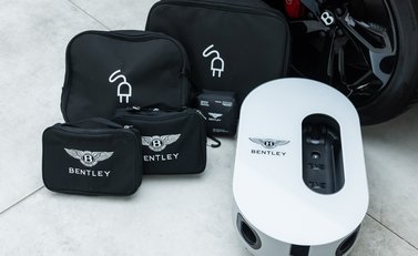 Bentley Bentayga Hybrid First Edition 44