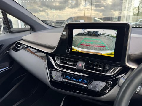 Toyota C-HR EXCEL 22