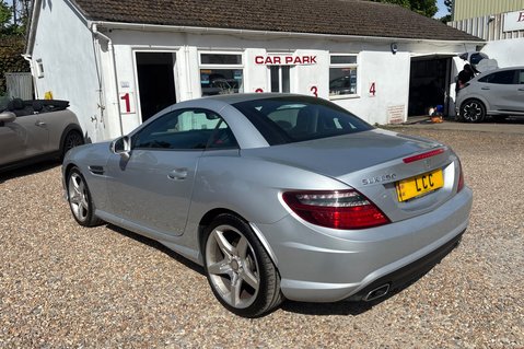 Mercedes-Benz SLK SLK250 BLUEEFFICIENCY AMG SPORT ED125..11 SERVICES..LAST OWNER 9 YEARS.. 7