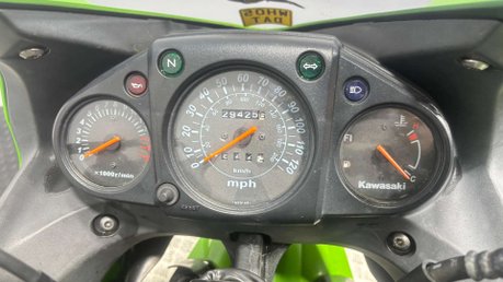 Kawasaki Ninja 2011 29K RUNNING PROJECT BIKE SPARES OR REPAIR 250CC SPORT 26