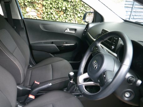 Kia Picanto 2 ONLY 48,000 MILES FROM NEW 9