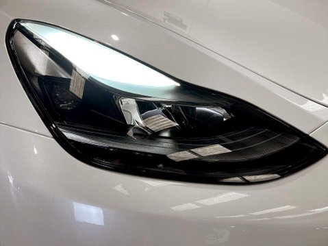 Tesla Model Y SUV 5dr Electric Auto RWD (346 ps) Cruise Control - Reverse Camera 9