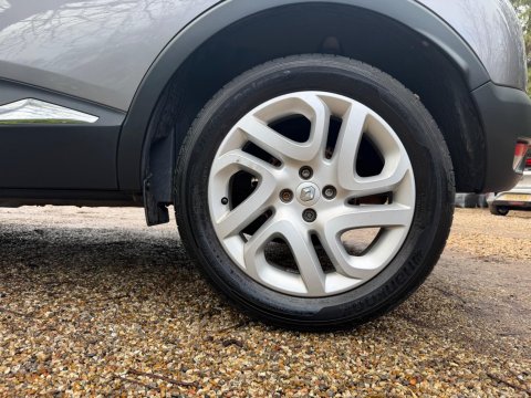 Renault Captur 0.9 TCe ENERGY Dynamique Nav Euro 6 (s/s) 5dr 27