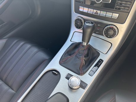Mercedes-Benz SLK 2.1 SLK250 CDI AMG Sport Convertible 2dr Diesel G-Tronic+ Euro 5 (204ps) 27