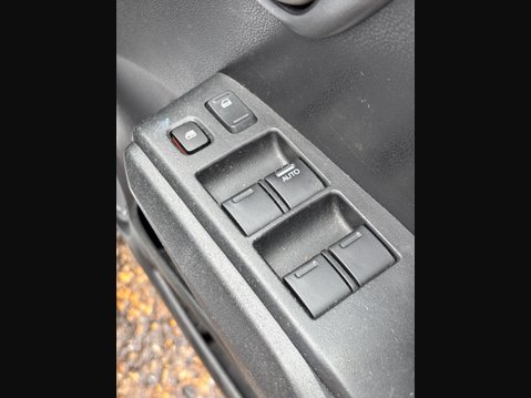 Honda Jazz 1.4 i-VTEC ES i SHIFT Euro 4 5dr 23