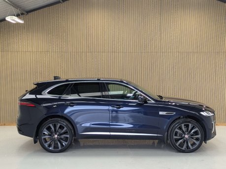 Jaguar F-Pace 2.0 F-PACE R-Dynamic HSE D MHEV AWD Auto 4WD 5dr 13