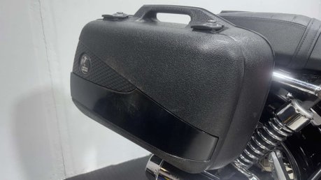 Moto Guzzi V7 750 2009 26K NEW MOT SERVICED 1 OWNER MODERN RETRO BIKE 750CC 41