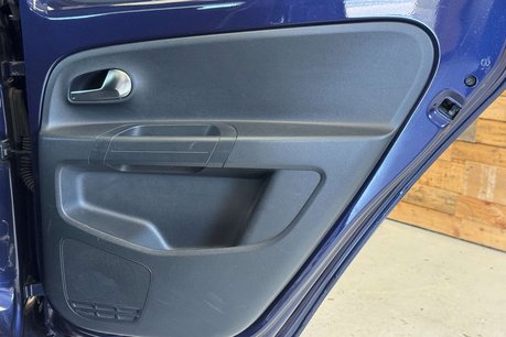 Volkswagen Up 1.0 High up! Hatchback 5dr Petrol ASG Euro 6 (75 ps) 60