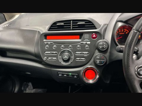 Honda Jazz 1.3 Jazz i-VTec EX CVT 5dr 17