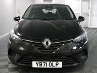 Renault Clio ICONIC TCE 2