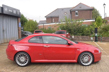 Alfa Romeo GT V6 24V 3