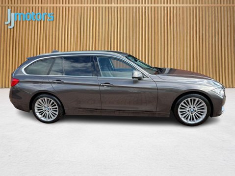 BMW 3 Series 2.0 320d Luxury Touring 5dr Diesel Auto Euro 5 (s/s) (184 ps) 19