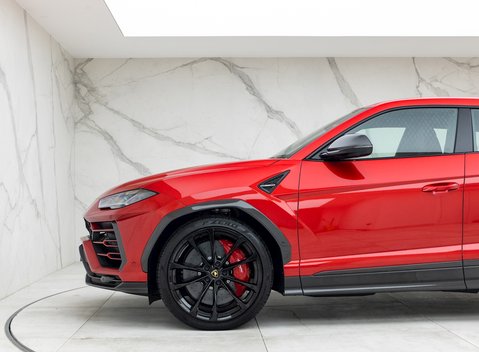 Lamborghini Urus 36